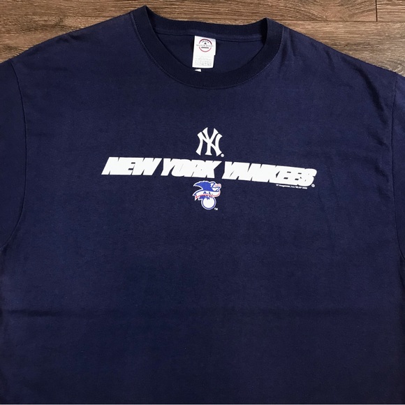 Delta 2008 MLB New York Yankees Dead Stock Men’s Sports Team Baseball T-Shirt - Picture 3 of 5